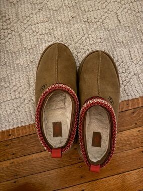 UGG Women’s  Chestnut Suede Slip-On Loafers with Red Trim